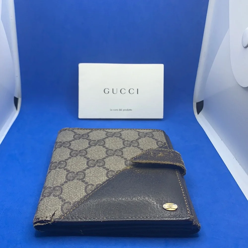Rarest Gucci GGโ Vintage canvas & leather wallet - Picture 1 of 14